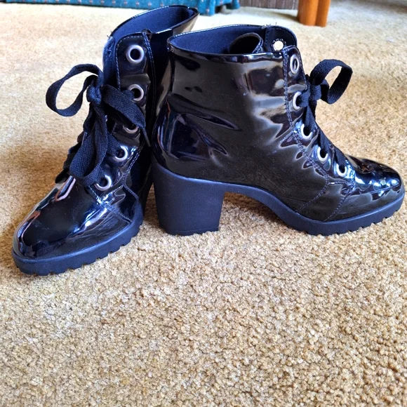 Black Witchy Boots - Picture 5 of 8